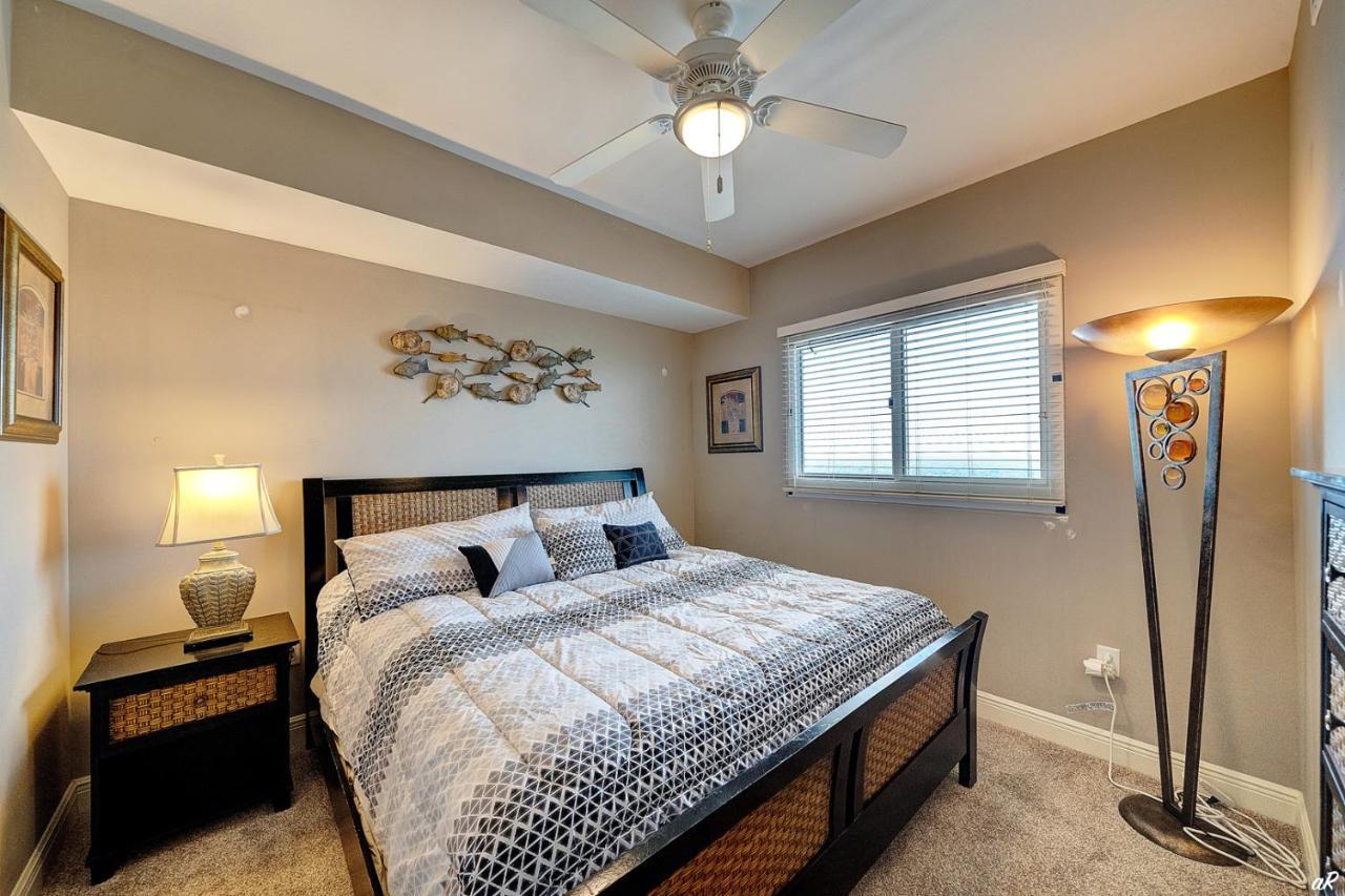 Gorgeous Oceanfront Condo With Bbq Panama City Beach Bagian luar foto