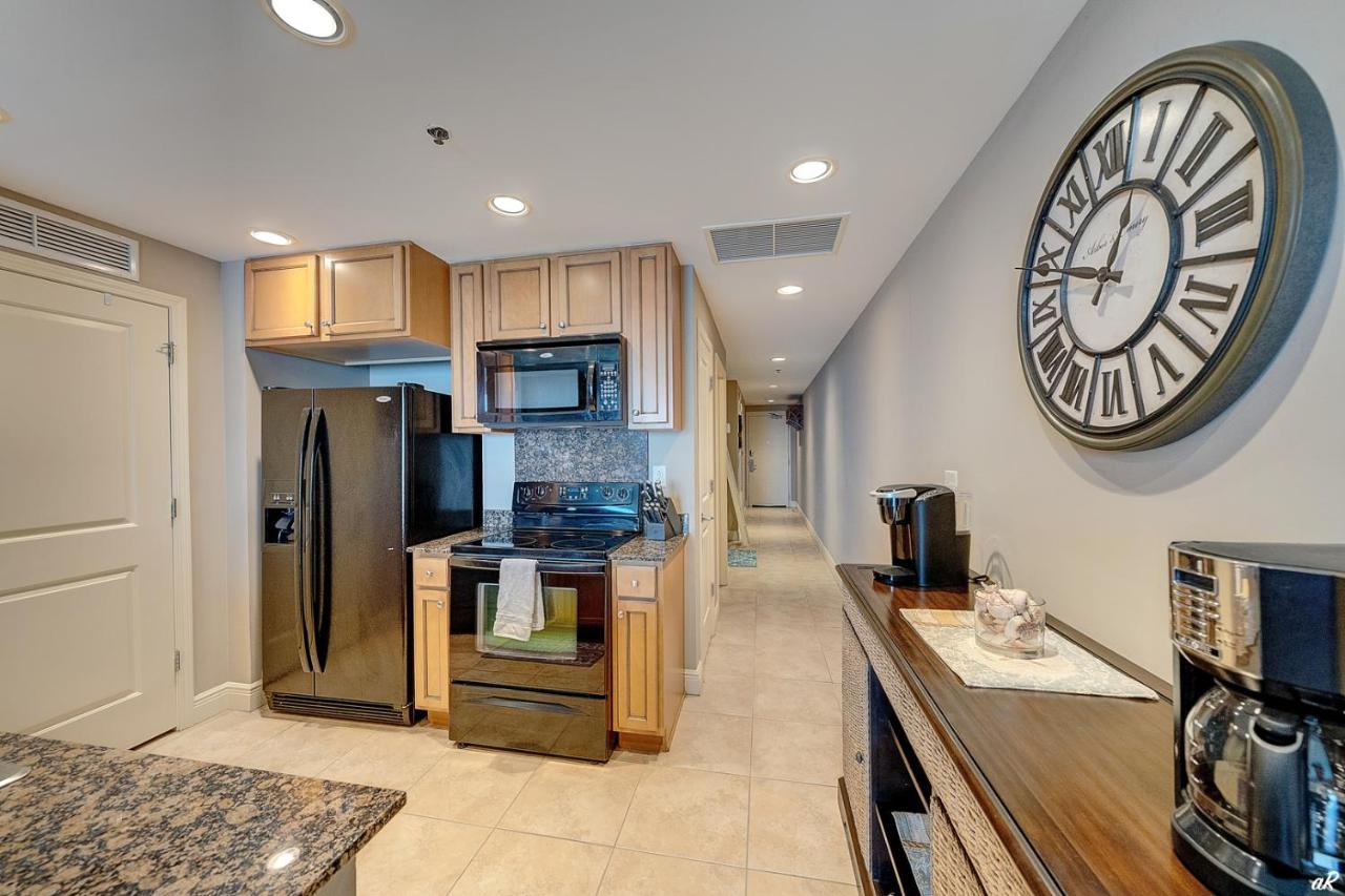 Gorgeous Oceanfront Condo With Bbq Panama City Beach Bagian luar foto