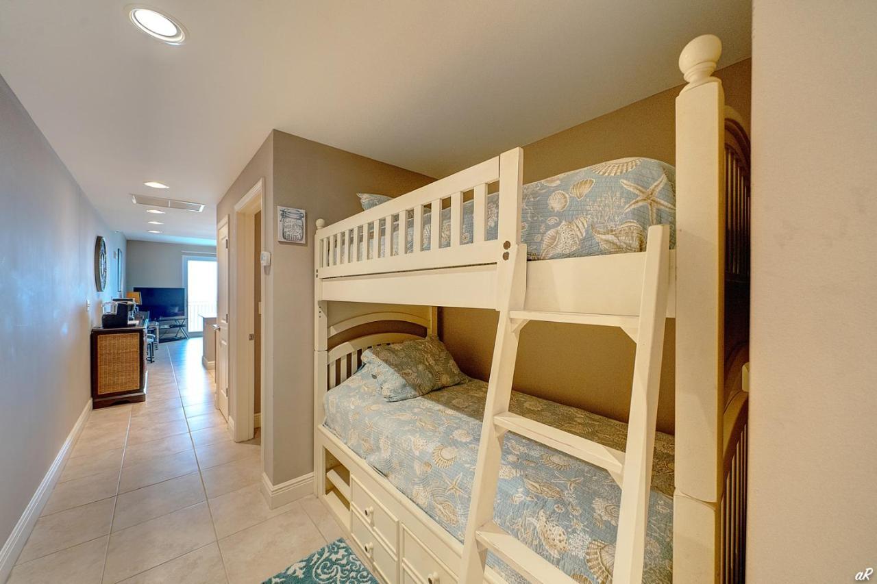 Gorgeous Oceanfront Condo With Bbq Panama City Beach Bagian luar foto